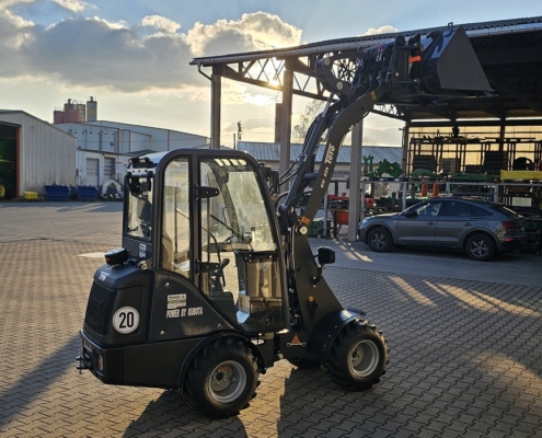 Toyo4 TOYO Hoflader 926