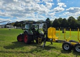 OEHLER – Neu eingetroffen: Holzrückehänger und Holzrückekran
